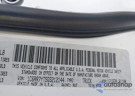 2016 Ram 1500 Sport из США, поврежденный, VIN 1C6RR7HT5GS212144